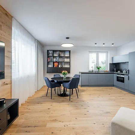 Luxusny Dvojspalnovy Narodna Trieda, Kosice, Free Parking 公寓 科希策