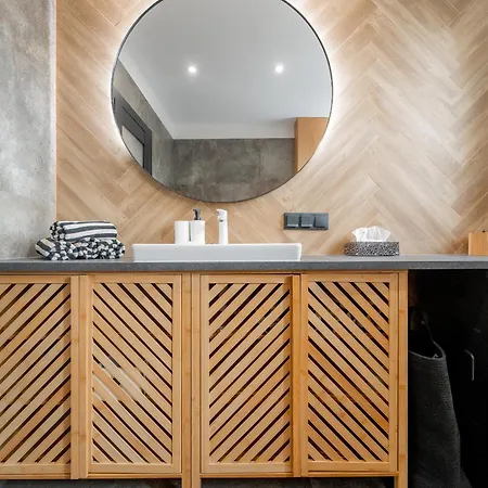 Luxusny Klimatizovany Dvojspalnovy Narodna Trieda, Kosice, Free Parking *