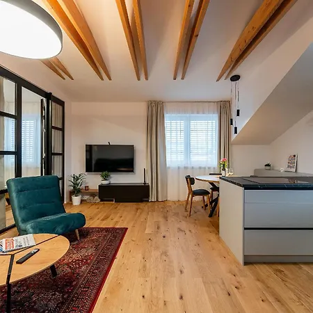 Luxusny Klimatizovany Dvojspalnovy Narodna Trieda, Kosice, Free Parking Διαμέρισμα Košice