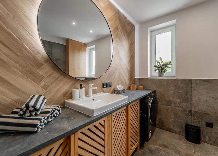 Luxusný Dvojspálňový Národná Trieda, Apartamento *