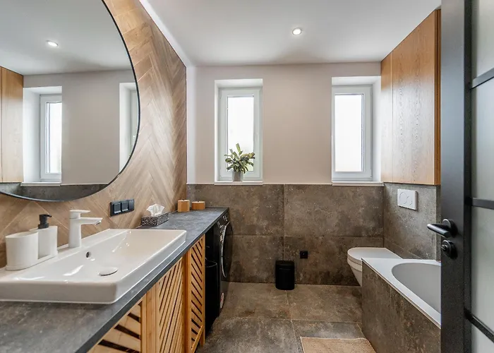 Apartamento Luxusný Dvojspálňový Národná Trieda, *