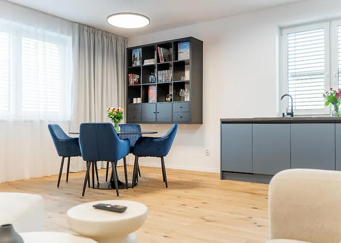 Apartamento Luxusný Dvojspálňový Národná Trieda, *